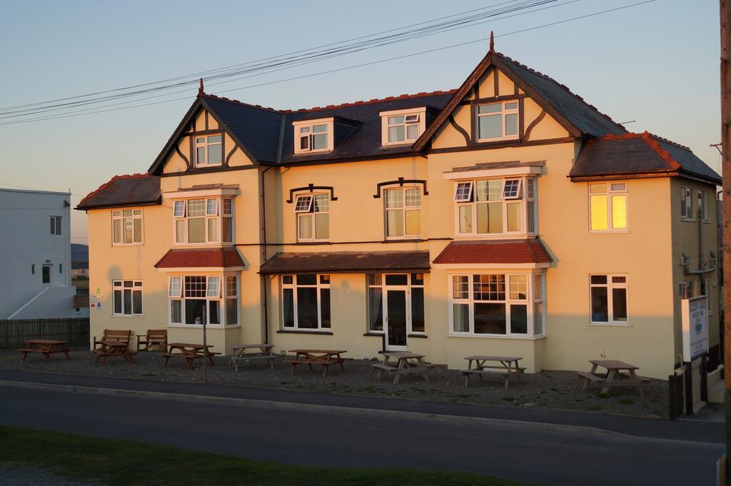 Yha Borth Hostel Phòng bức ảnh