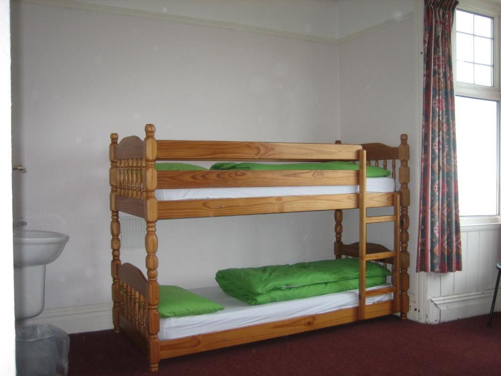 Yha Borth Hostel Ngoại thất bức ảnh